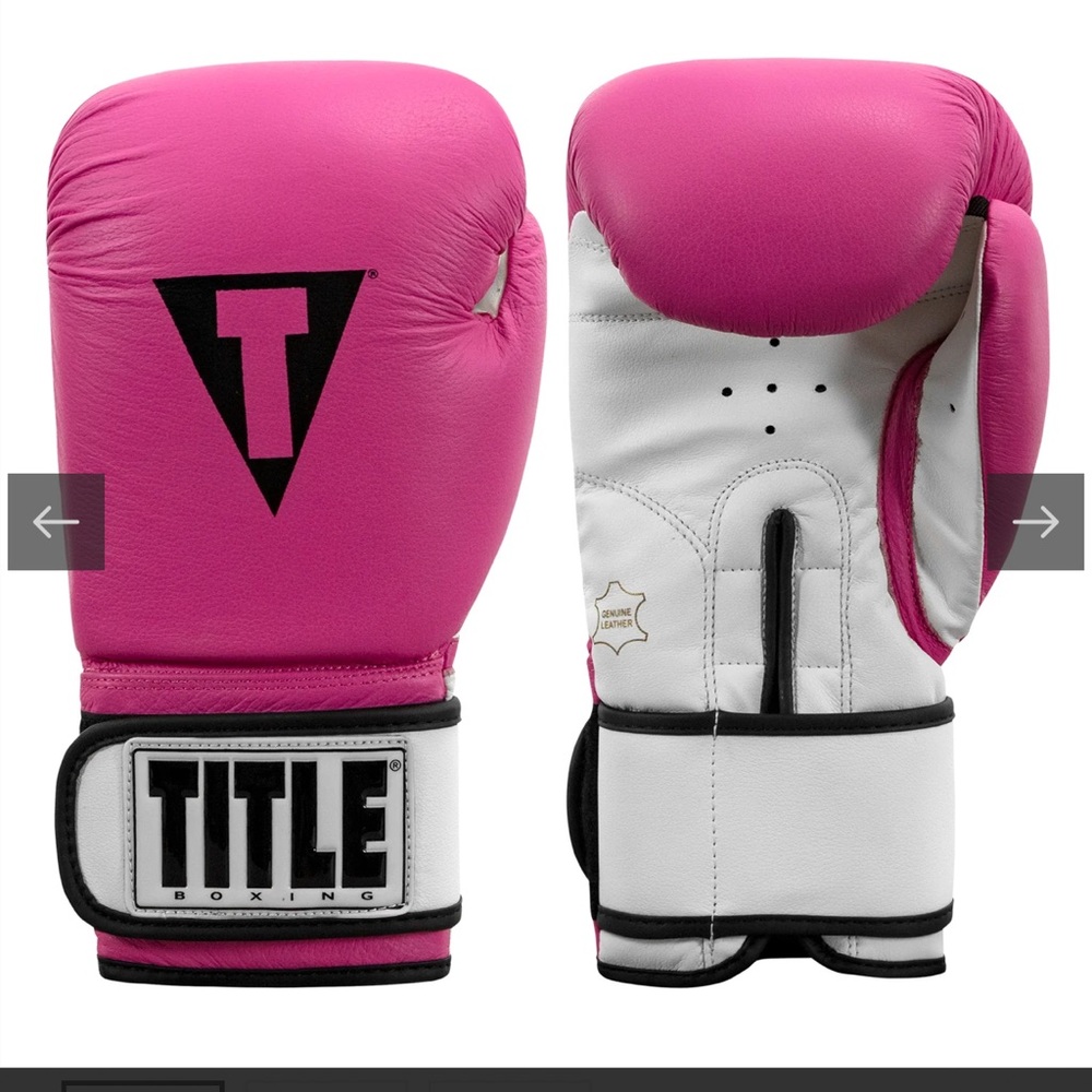 Title Boxing Gloves NEW